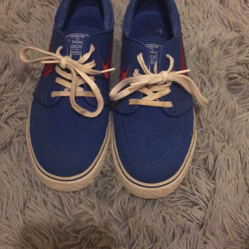 Nike Stefan Janoski blue lowtop skateboarding shoe